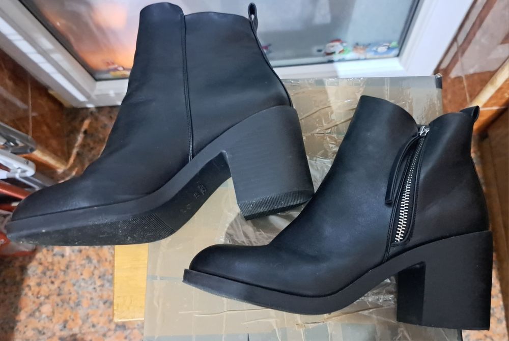 Ghete TopShop marimea 39