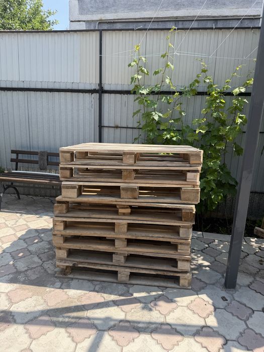 Продам поддоны под кирпичи