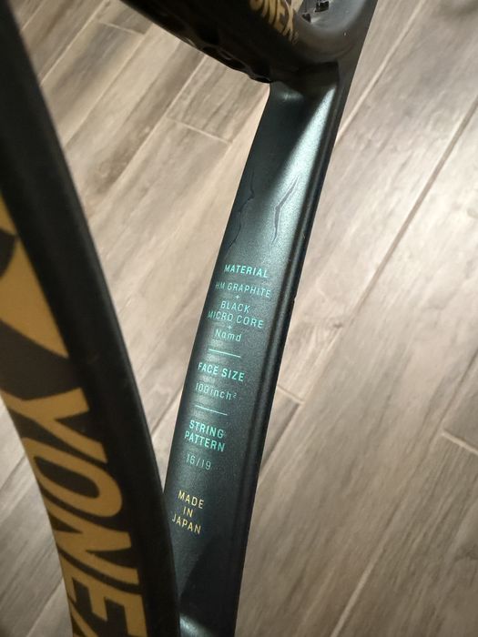 Yonex vcore pro 100 280 gr