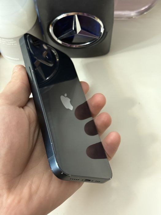 Продается iPhone 13