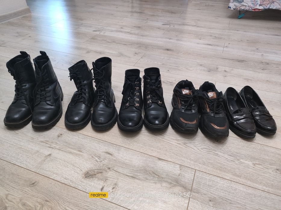 Продам обувь в одни руки