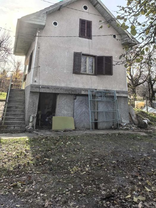 Продава се Къща в Враца, Дъбника - 50 кв.м за 816 €/кв.м - Снимка #2