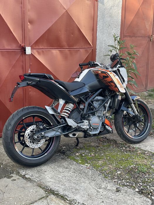 KTM Duke 125 ABS 2015 A1