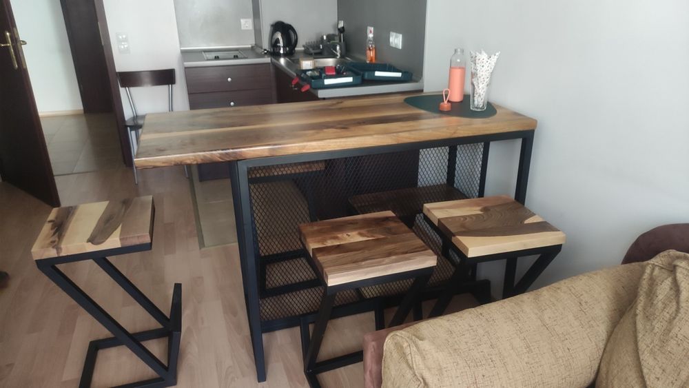 Бар столове от масив и желязо