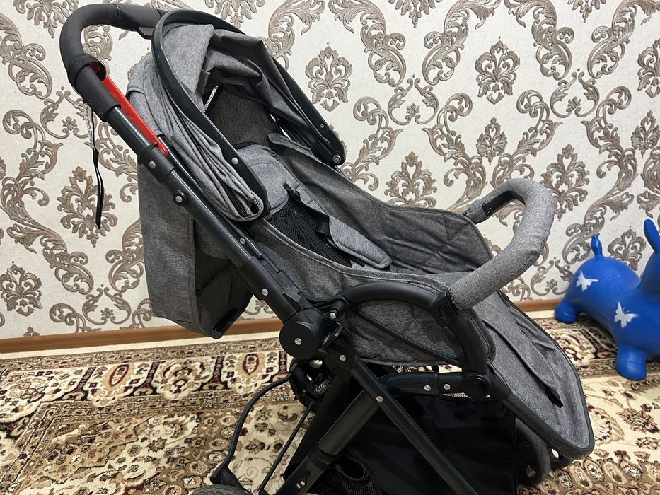 Продам коляску срочно