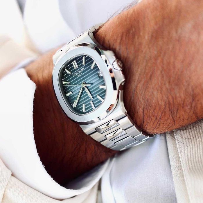 patek philippe nautilus сребрист-синьо
