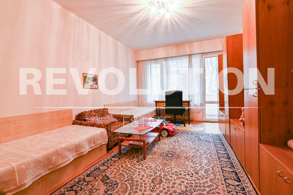 Двустаен апартамент в ж.к. Хаджи Димитър