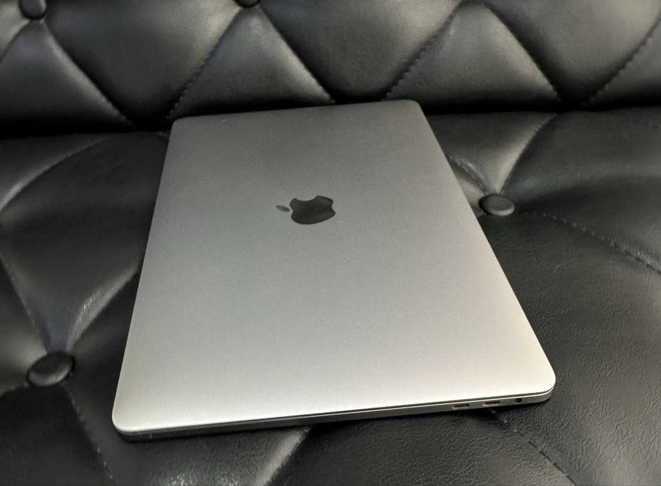 Apple MacBook Pro 2017 в хорошем состоянии
