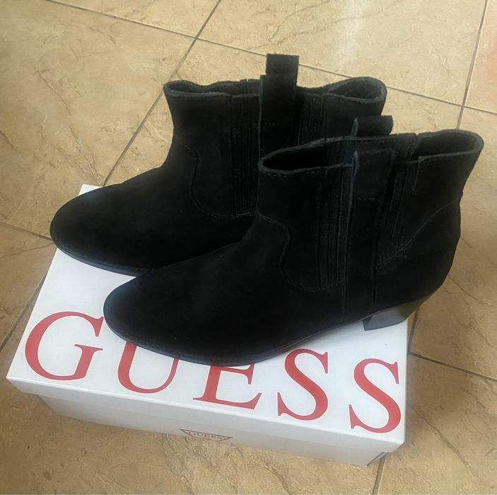 Cizme scurte piele întoarsa mar 40