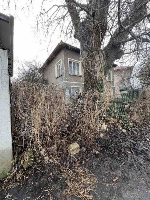 Продава се Къща в Радомир - 160 кв.м за 220 €/кв.м - Снимка #1