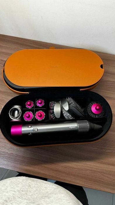 Продаю Dyson оригинал