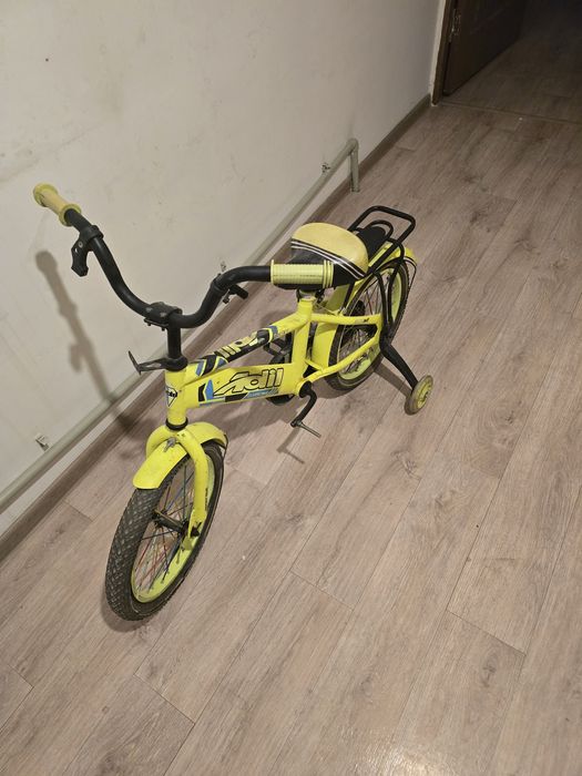 велосипед,зеркало  родается