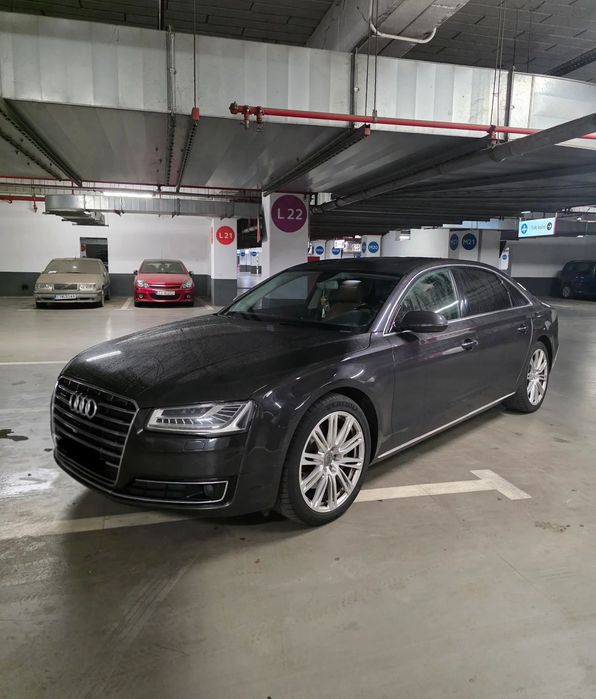 Audi A8 Accept schimburi
