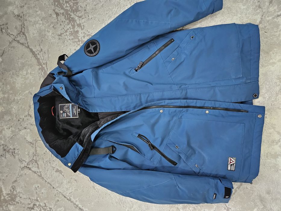 Продам куртки зимние