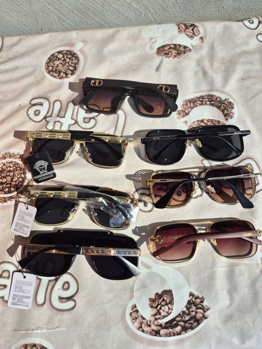 Ochelari de soare noi