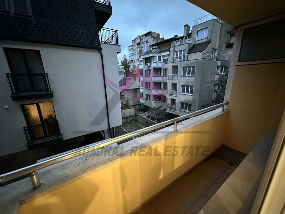 Дава се под наем Двустаен апартамент в Варна, Спортна зала - 52 кв.м за 700 € - Снимка #8