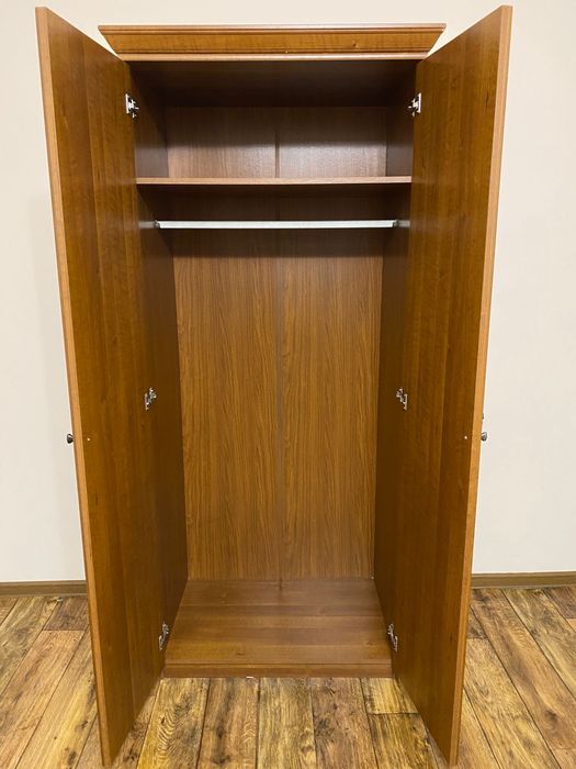 Отдам даром шкаф для одежды