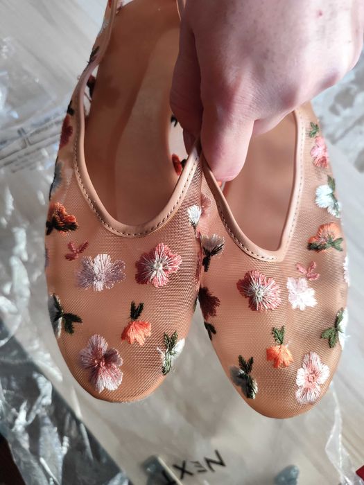 Обувки балеринки Next