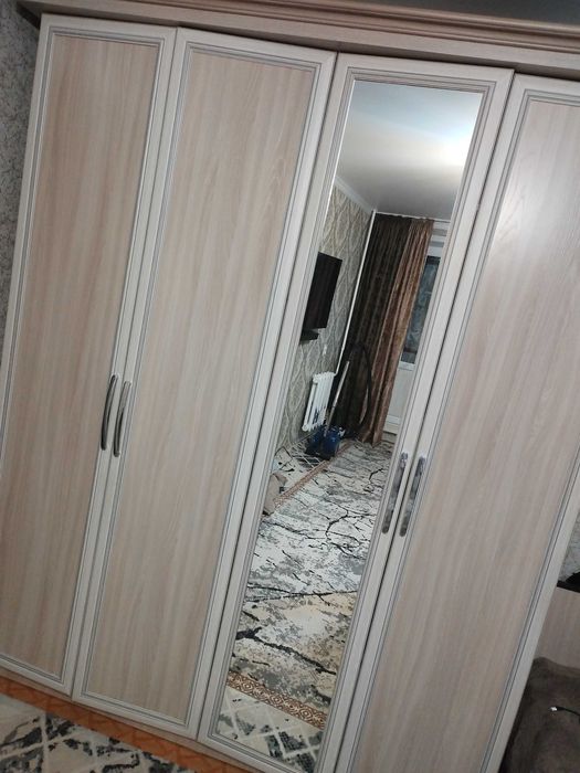 Продам шкаф для одежды