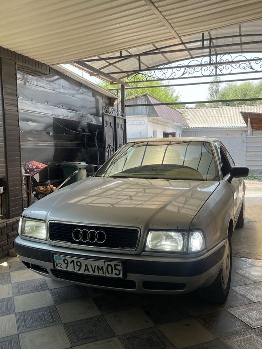 продам Ауди 80 б4