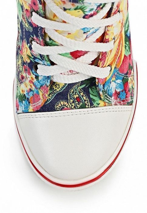 Кеды на танкетке. 38 размер