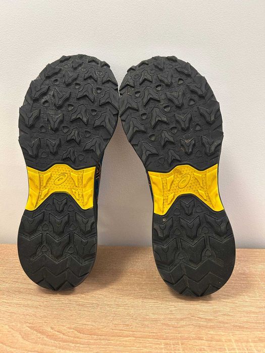 Оригинални мъжки маратонки - Asics gel-venture 9