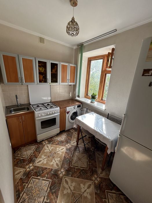 Продается 2-комнатная квартира