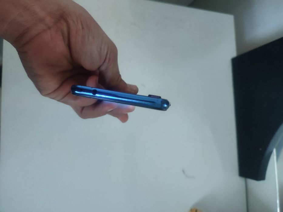 Redmi not 7   holati idial  binchi qol ishlashi chotkiy