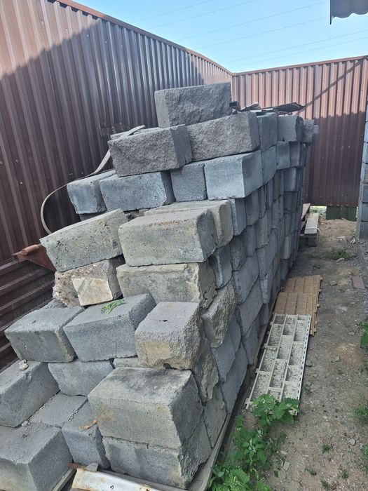 Продам кирпич Шлакоблок