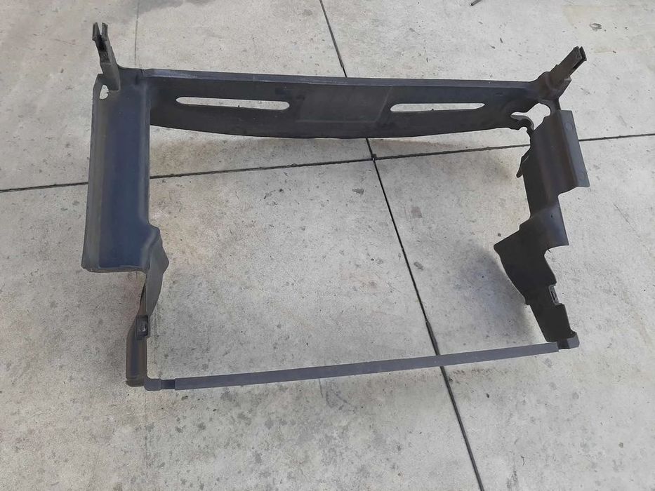 deflector aer capota  fiat bravo 2 1.9 d  multijet 120 cp dupa 2006 51756794