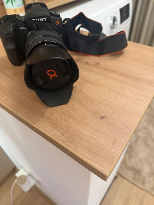 Sony Alpha A200 + obiectiv 75-300mm