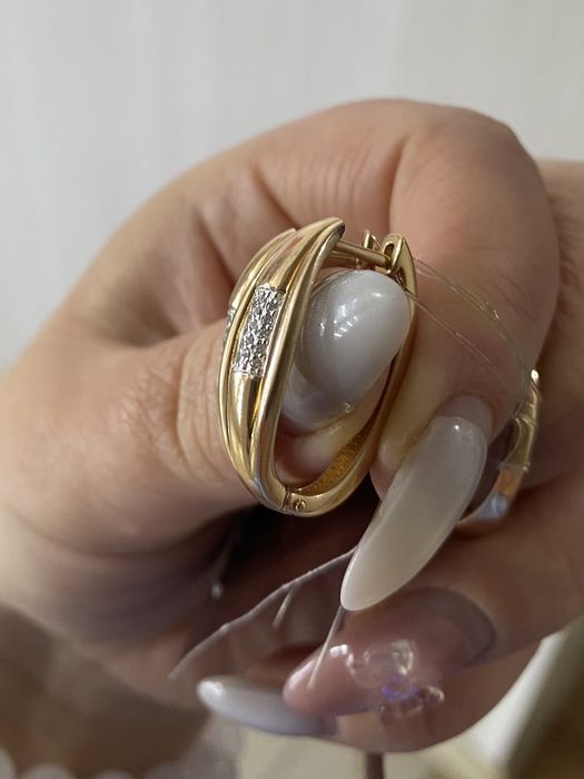Продам золотые серьги и кольцо, набор