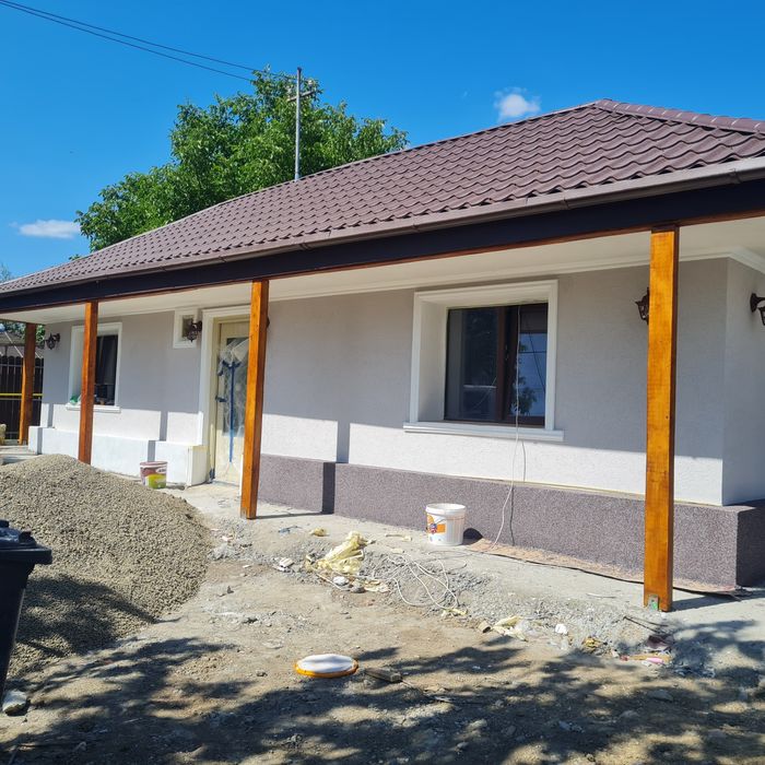 Echipa renovări în construcții.