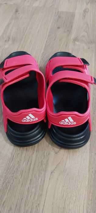 Детски сандали Adidas