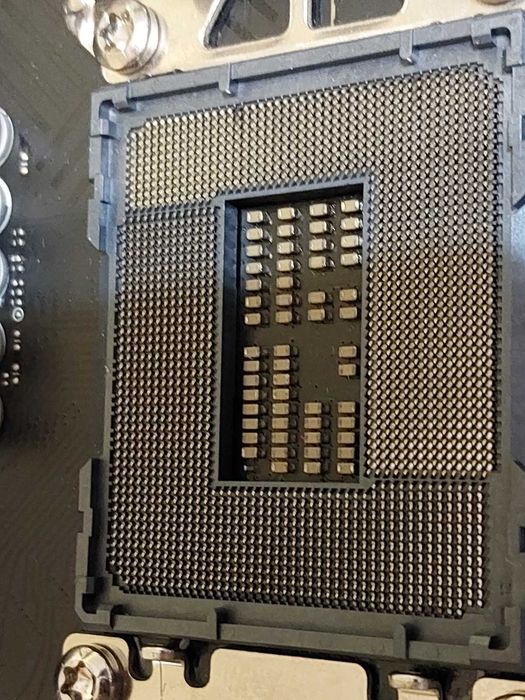 Intel Core i5 13600KF + MSI Pro Z690-A DDR5