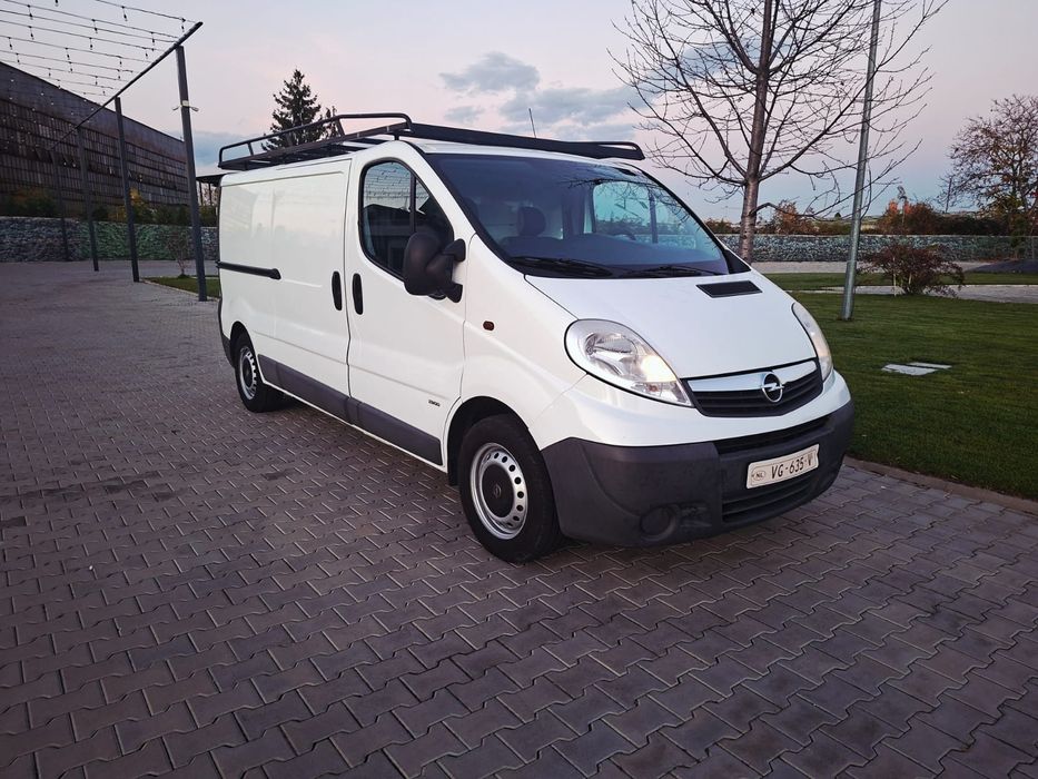 Renault Trafic, Opel Vivaro