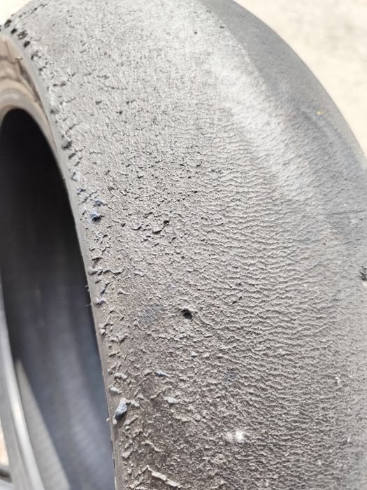 Комплект сликове Dunlop KR
