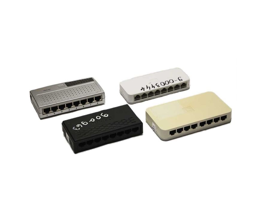 Свитч D-Link DES-1008A 8xRJ45  8x 100 Мбит/сек