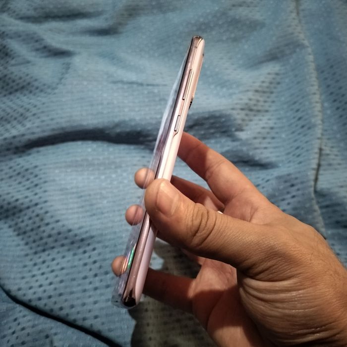 Обмен  телефона Samsung galaxy s20Fe