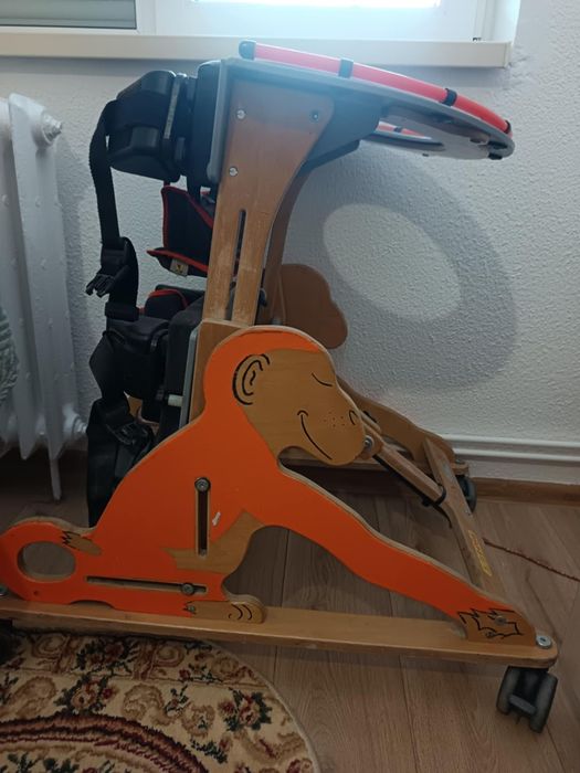 Verticalizator copii cu dizabilități