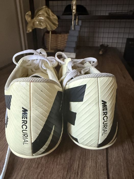 Ghete nike fotbal 47’5