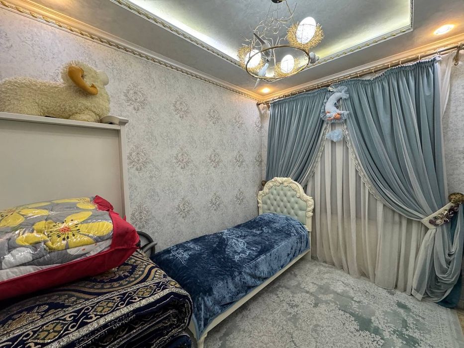 Срочно продаётся 3 ком Новостройка Ойбек метро