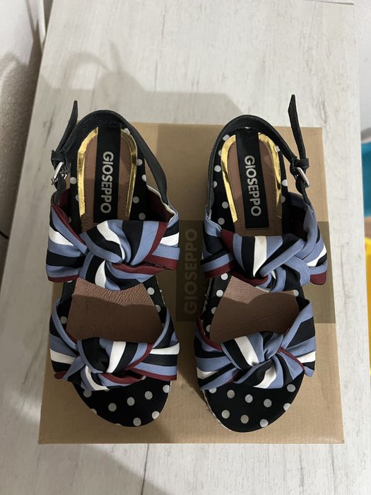 Сандали Gioseppo