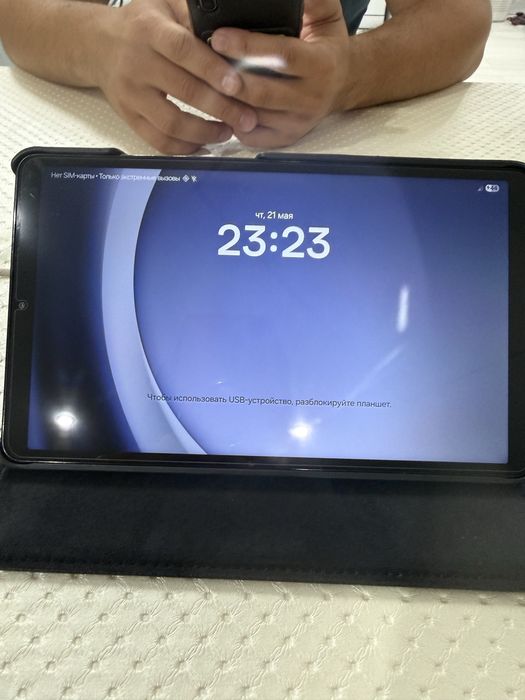 Samsung Tab A9 планшет
