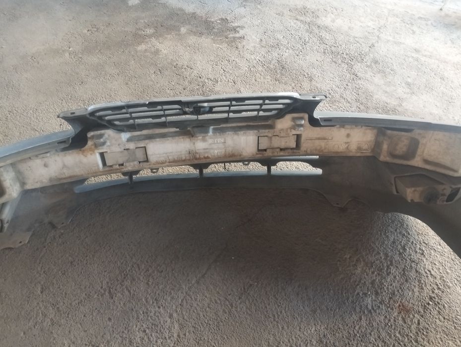 Бампер Тойота 25того европееца