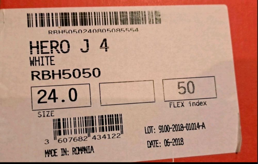 Ски, ски обувки и щеки