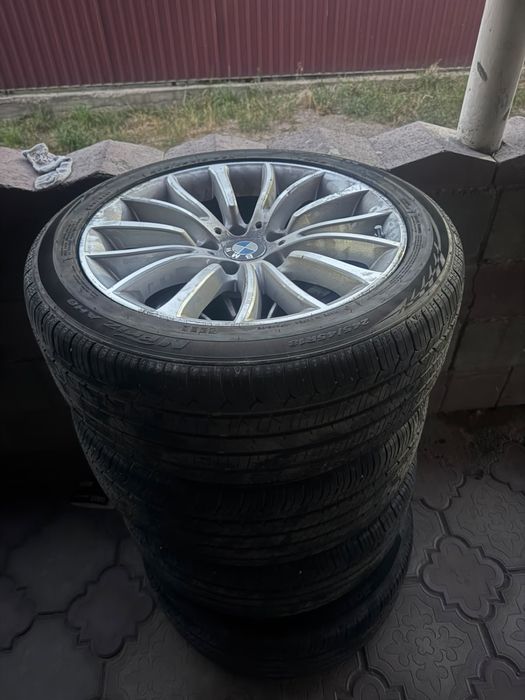 Продам диски с резиной 245/45/18