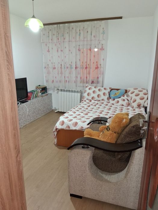 Apartament cu trei camere