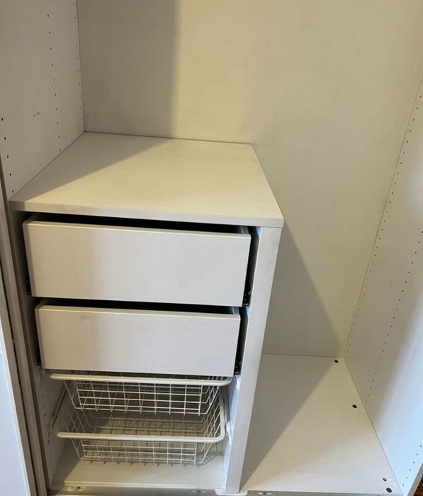 Шкаф купе  икеа пакс