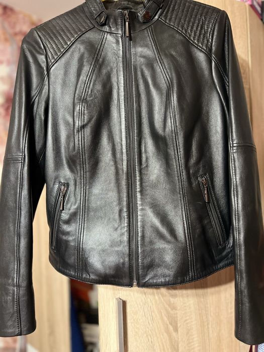 Дамско кожено яке